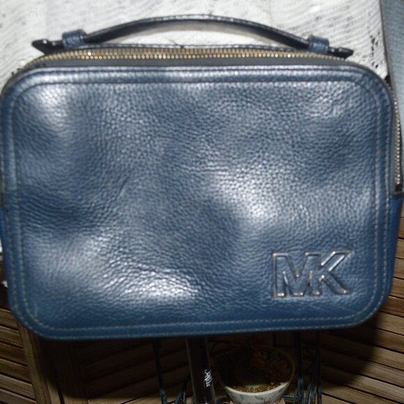 Michael Kors Blue Pebbled Leather Crossbody Bag Cooper Man Purse - Picture 2 of 15